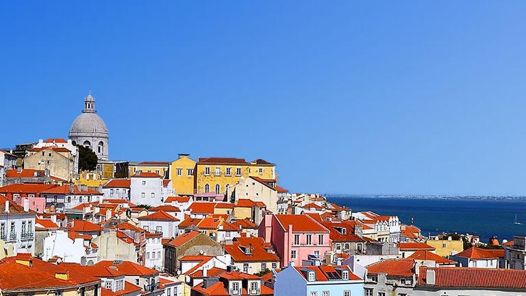 lisbonne-vue-ville-et-mer