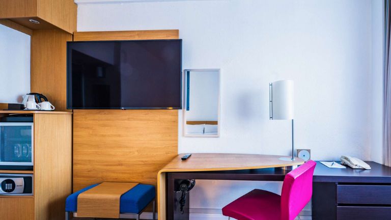 Novotel London West - Chambre - espace bureau