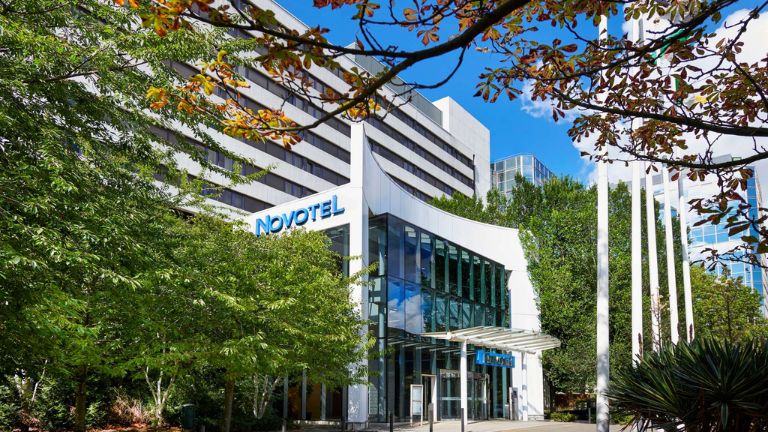 Novotel London West - Entre