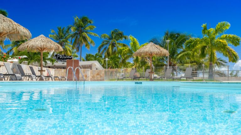 Le Salako hotel , piscine