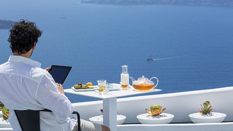 Htel Alta Vista Suites en Grce, terrasse