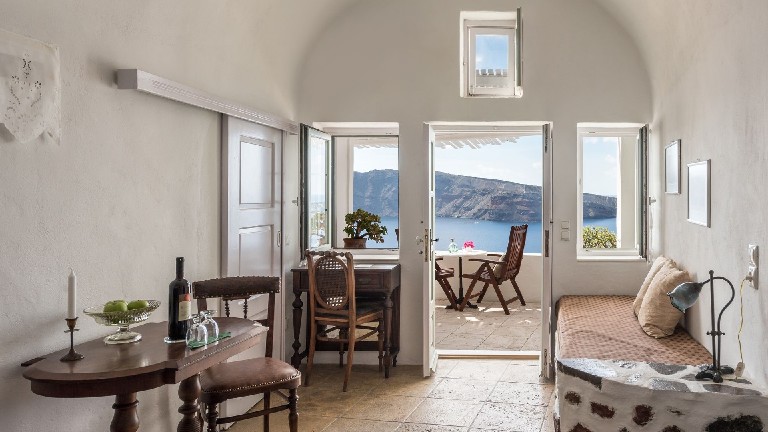 Fanari Villas - Superior Suite, salont et terrasse