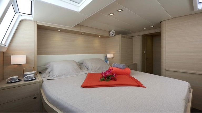 Catamaran Lagoon 620 - cabine