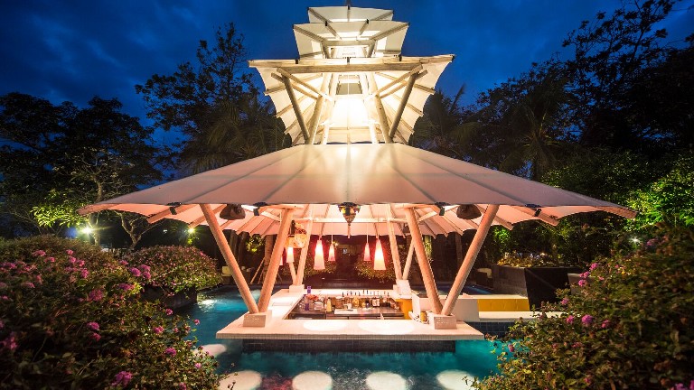 Segara Village, Jacuzzi Bar