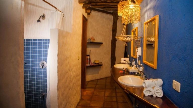 xaloc, salle de bain