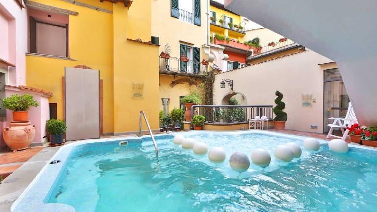 Rivoli boutique 4* Florence