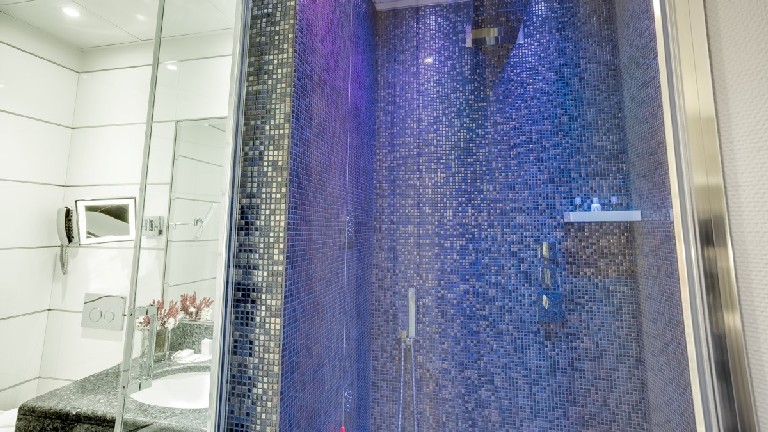 Hotel Rivoli, Salle de bain - Sensations du monde