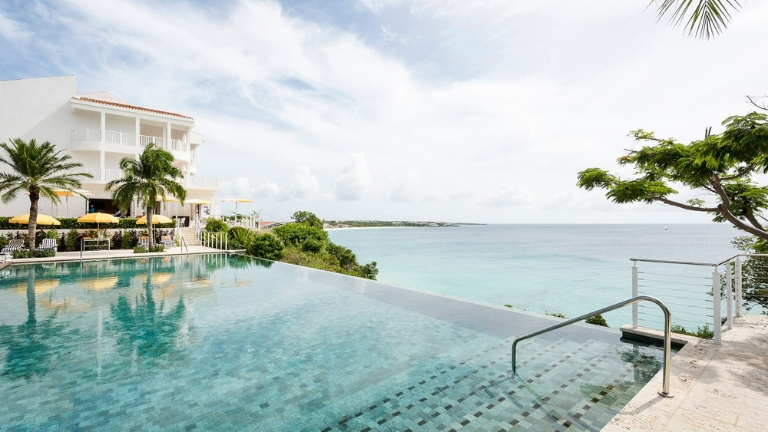 Vue de la piscine Malliouhana Hotel & Spa