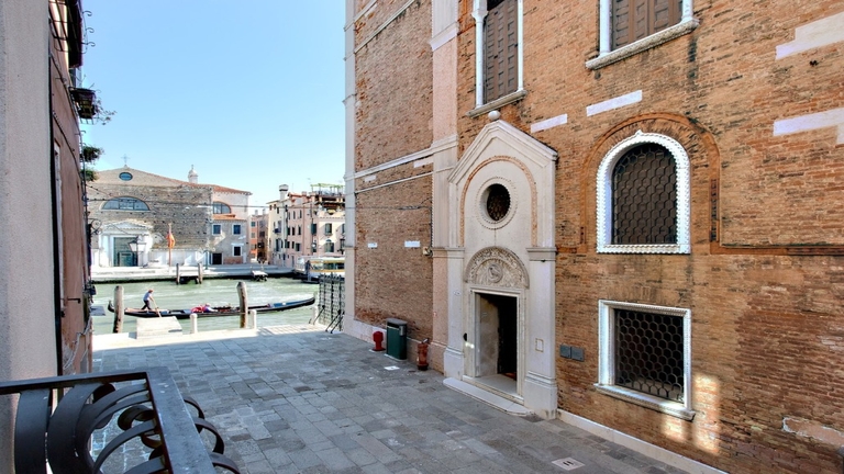 Htel Ca San Giorgio - vue de certains balcons