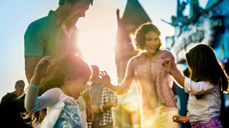 En Famille  Orlando VisitOrlando