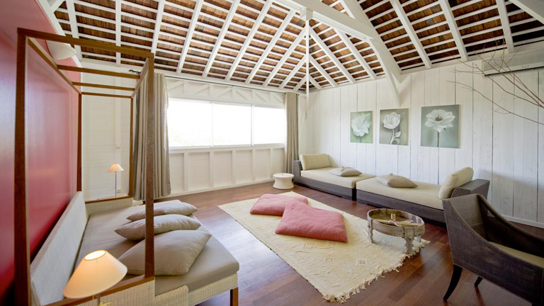 Htel Plein Soleil, salon