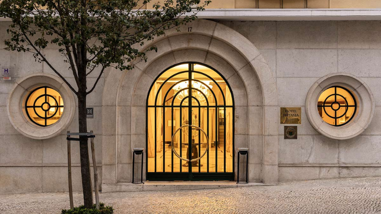 Htel Britania - entre