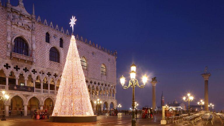 Venise Nouvel An  2027