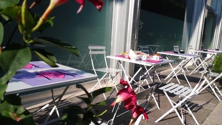 The Ripa, Terasse du restaurant - Sensations du monde