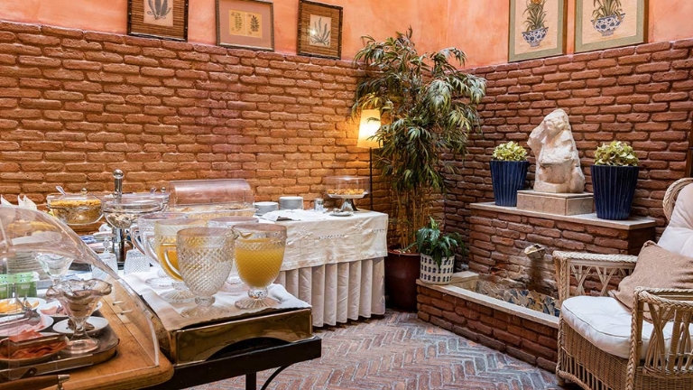 As Janelas Verdes - Petit-djeuner