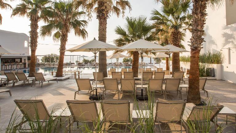 Kamari beach  3* Santorin