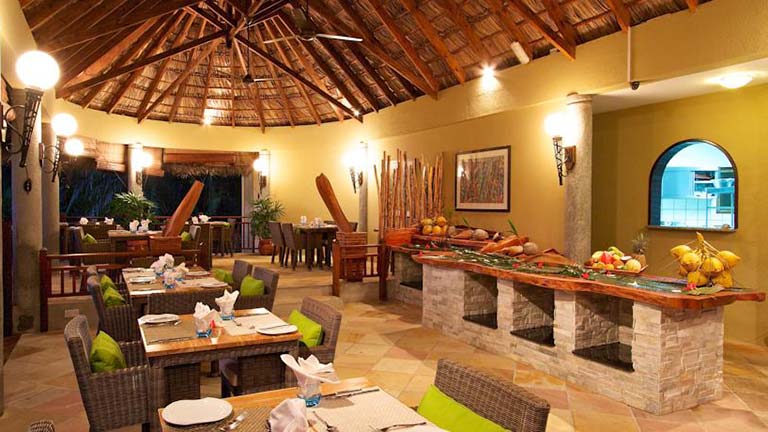 Htel Valmer Resort aux Seychelles, restaurant