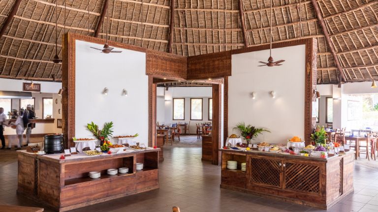 H�tel Karafuu Beach Resort & Spa � Zanzibar, restaurant Kijiji