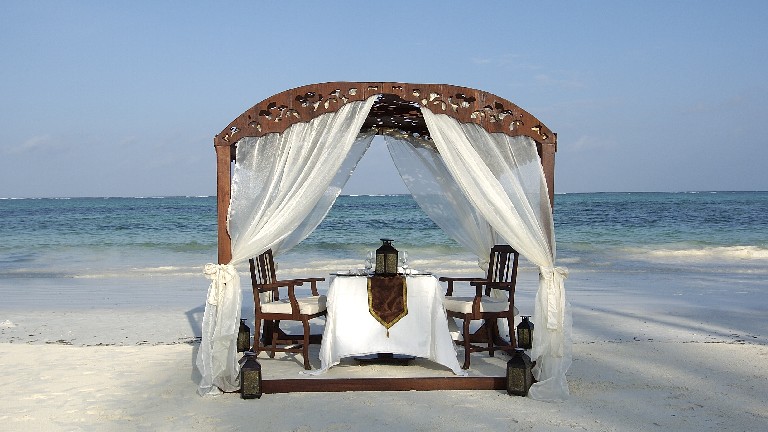 The Palms, Zanzibar - Dner sur la plage
