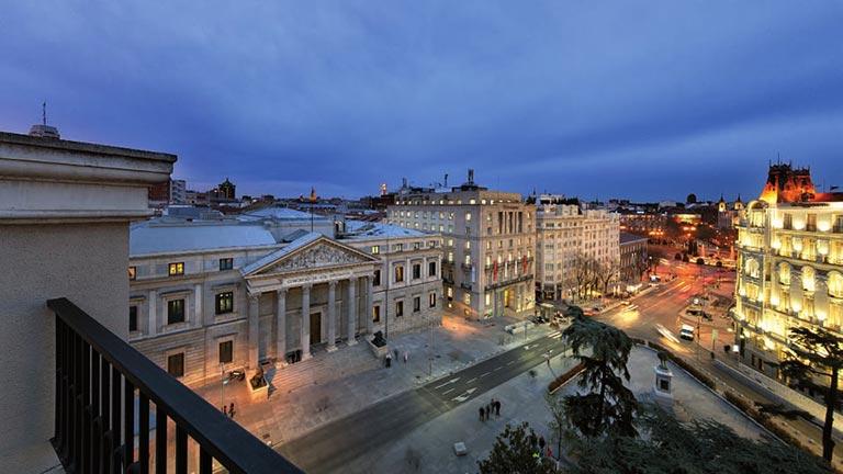 Htel Villa Real  Madrid, environnement