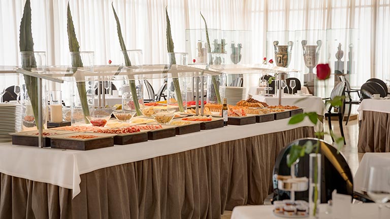 Htel Villa Real  Madrid, salle de petit djeuner