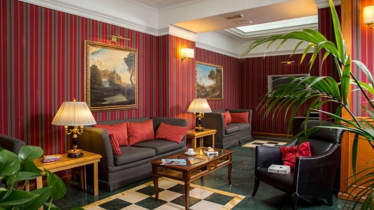 Hotel Morgana, Lobby