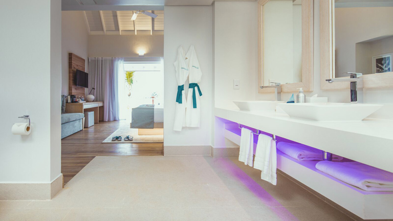 Htel Carana Beach, Ocean View Pool Chalets