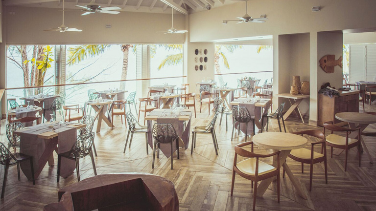 Htel Carana Beach, restaurant