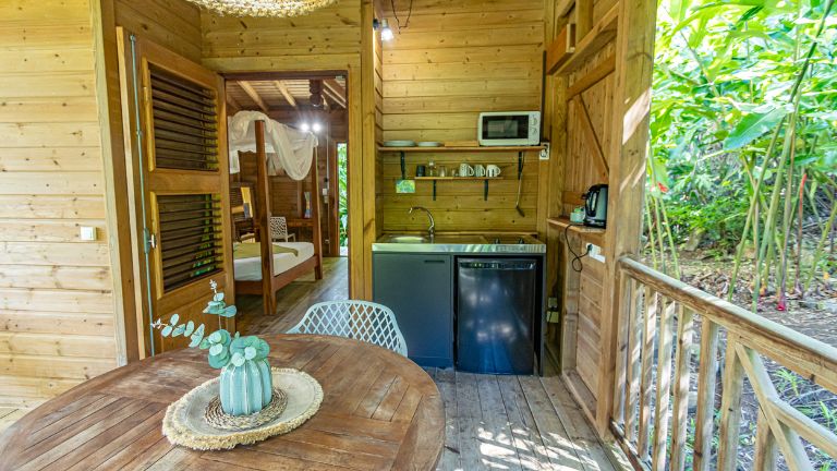 H�tel Cara�b Bay Villas en Guadeloupe - Terrasse chambre Ti Kaz Bwa