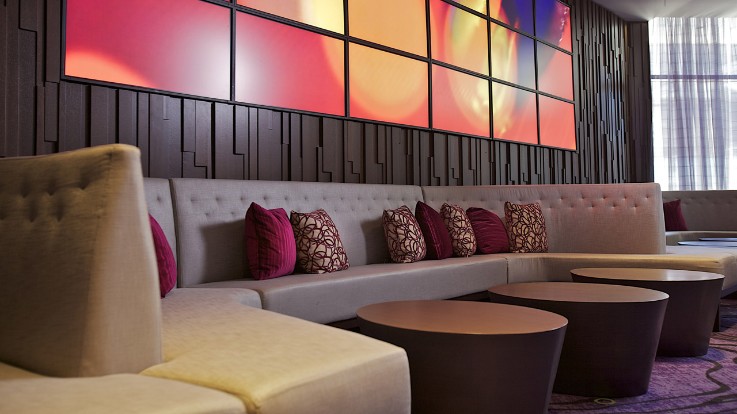 DoubleTree by Hilton Montreal, lounge