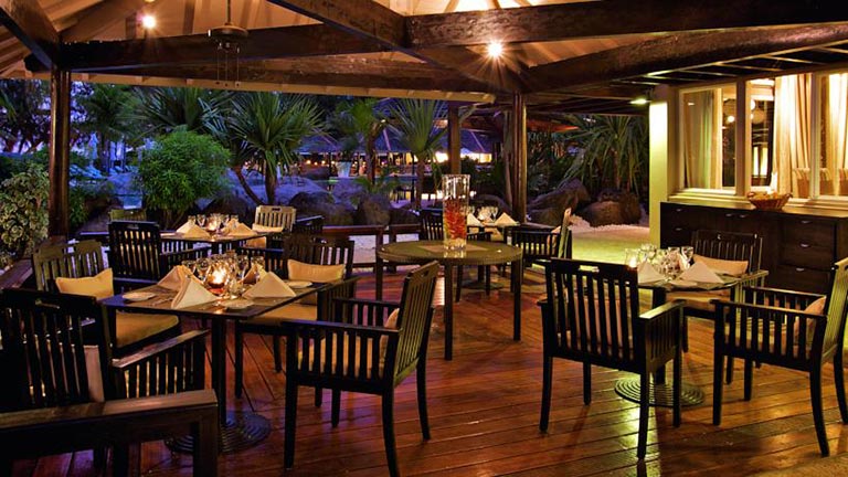 Htel Lux* Saint Gilles  la Runion, restaurant