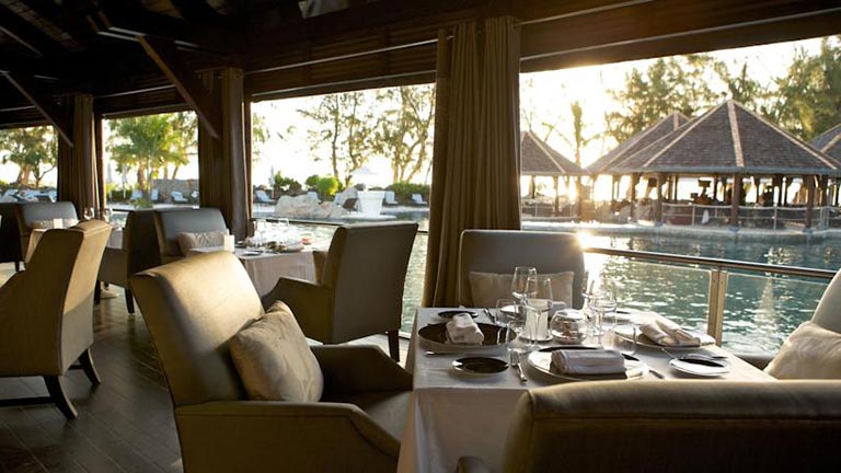 Htel Lux* Saint Gilles  la Runion, restaurant de la piscine