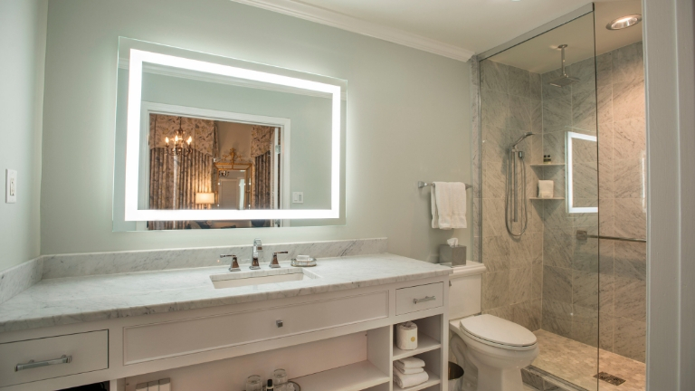 Salle de bain - Htel Bienville House  la Nouvelle Orlans