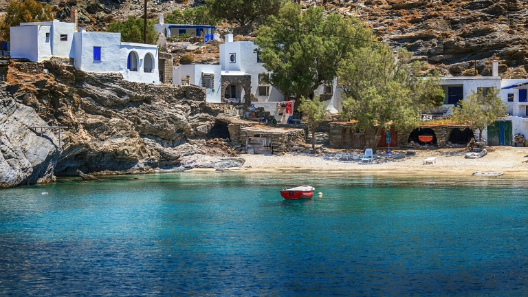 Tinos, Crique