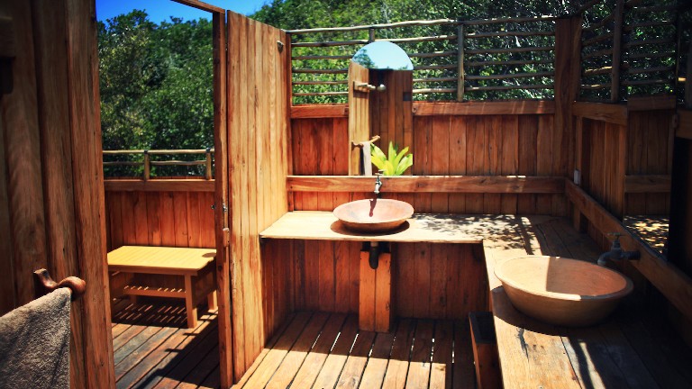 Dunes de Dovela - Tentes, Salle de Bain