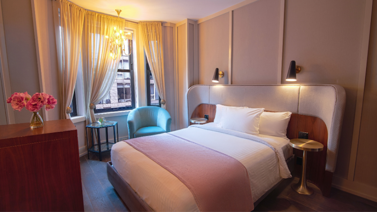 The Evelyn - Deluxe King