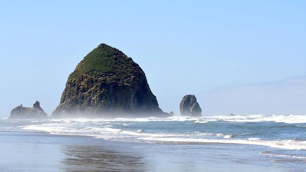  Haystack Rock Cannon Beach - Sensations du Monde