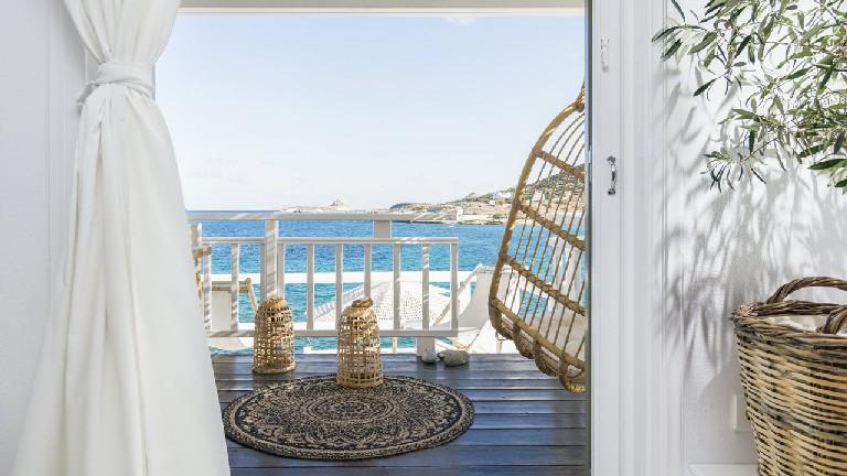Captain Zeppos - Pollonia 4* Milos