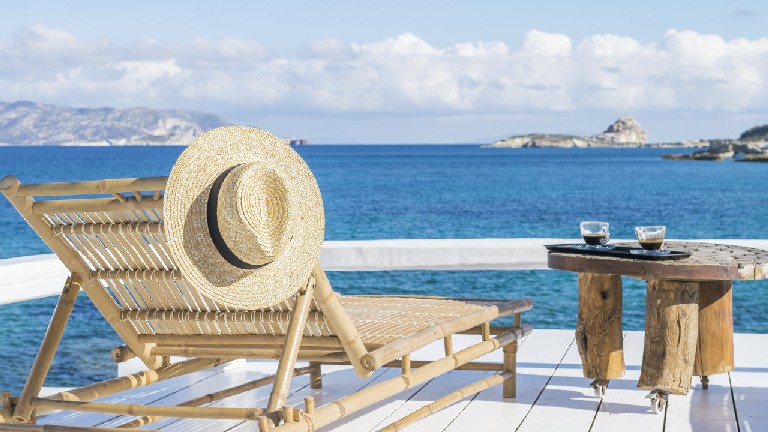 Captain Zeppos - White house , Deck