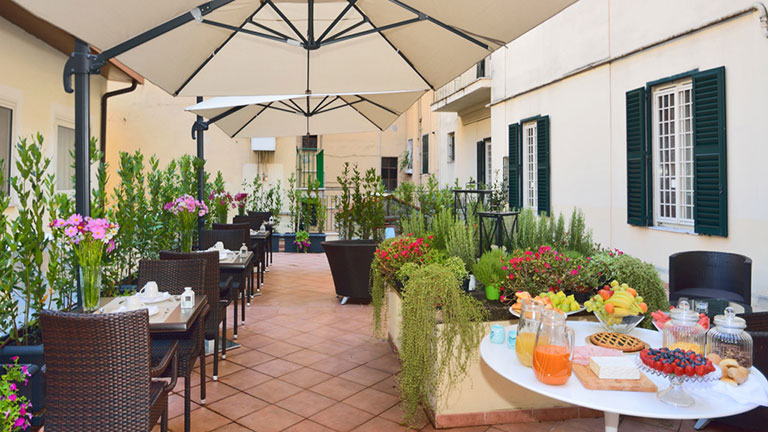 Htel Apogia Lloyd, Rome - terrasse
