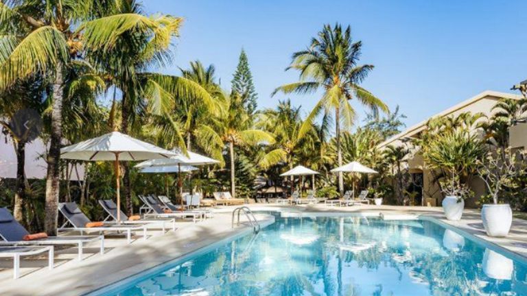 Friday Attitude - Piscine