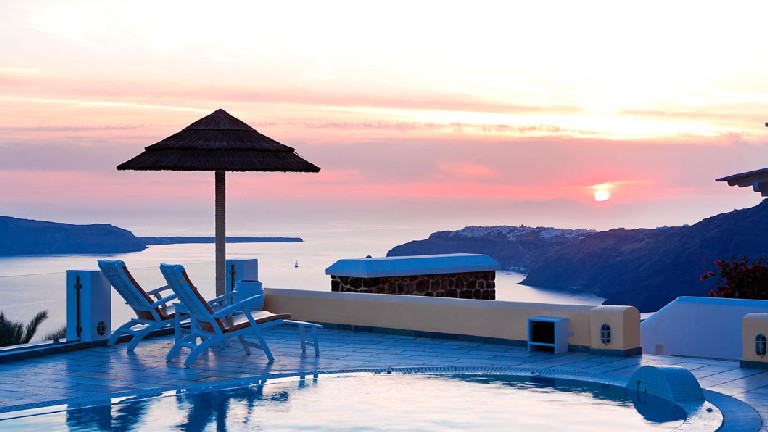 Santorini Princess - Piscine au coucher du soleil