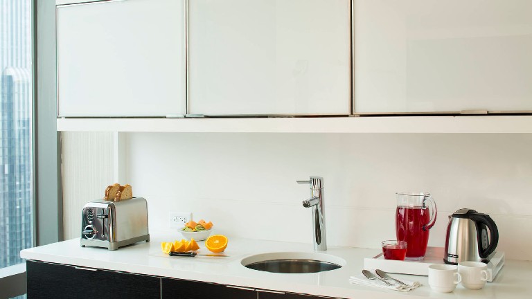 Residence Inn Manhattan - Kitchenette