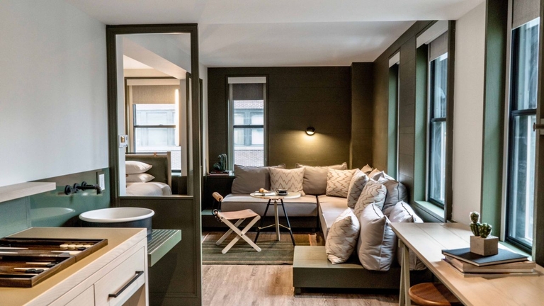 Moxy NYC Times Square - suite