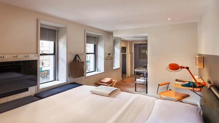 Moxy NYC Times Square - Chambre Corner King