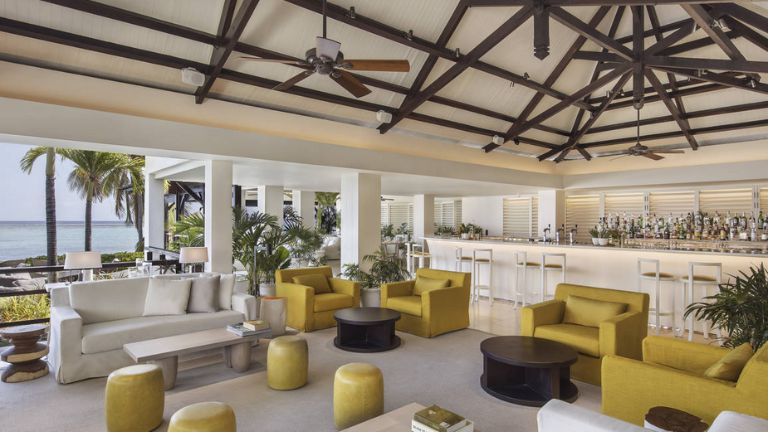 Lux le Morne - The Bar
