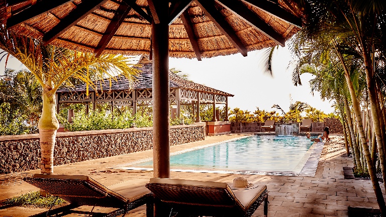 Iloha Seaview Hotel - Bungalow Guetali, Piscine