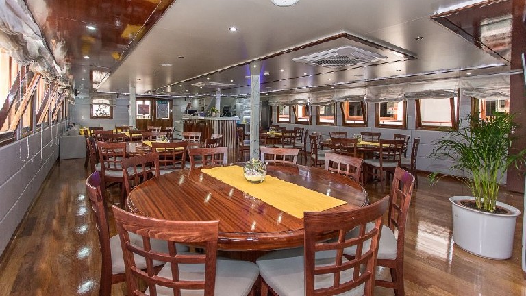 Bateau Futura - Restaurant