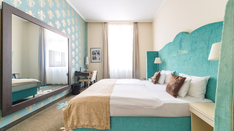 La Prima Fashion 4* Budapest