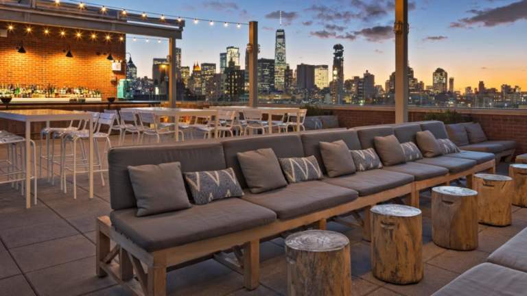 hotel-indigo-new-york-bar